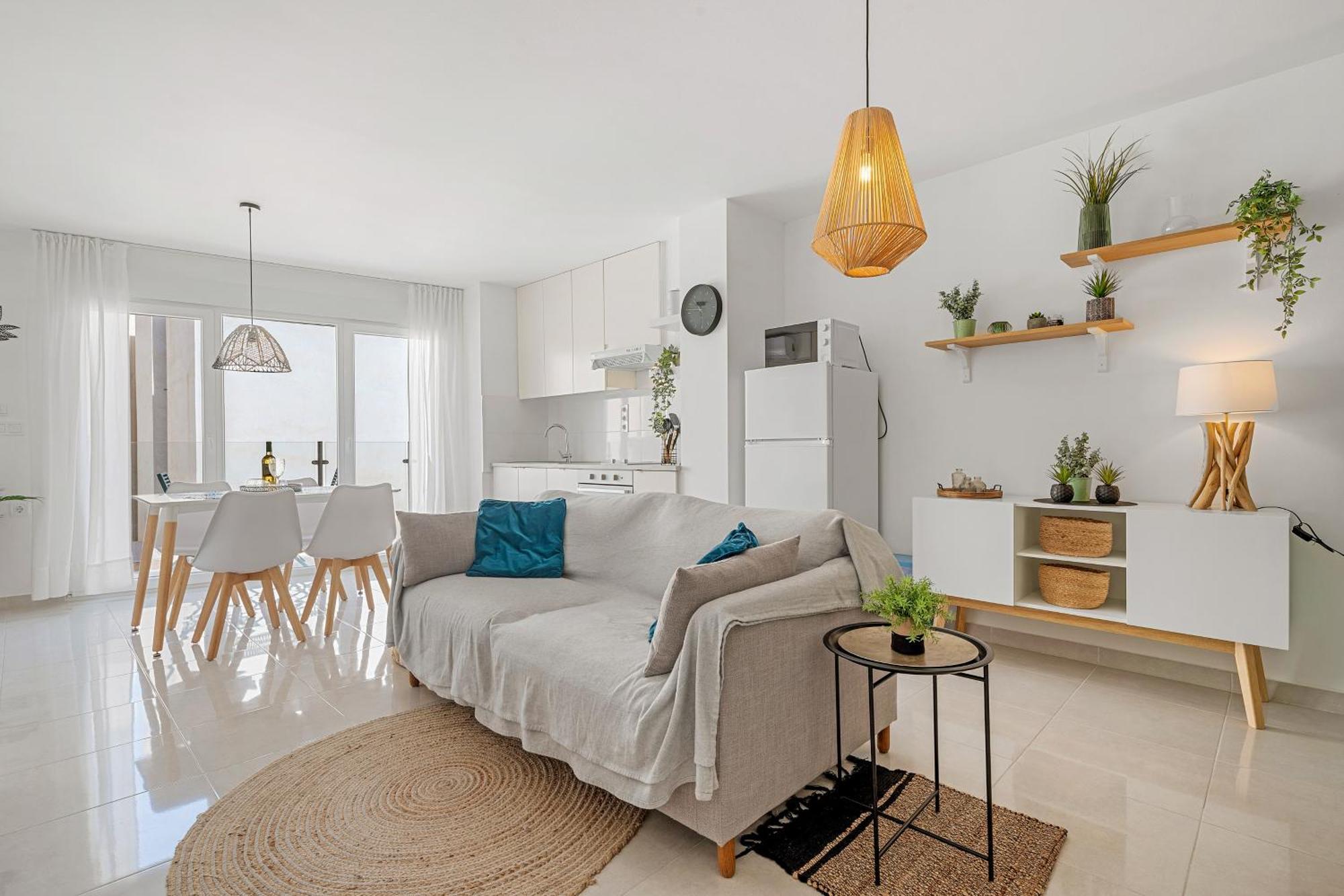 Casa Amorosa Apartment - Close To Beach, City Centre And Bus Station Torrevieja Exterior foto